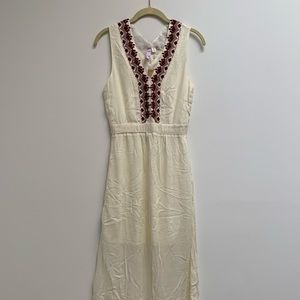 NWT Francesca’s embroidered dress